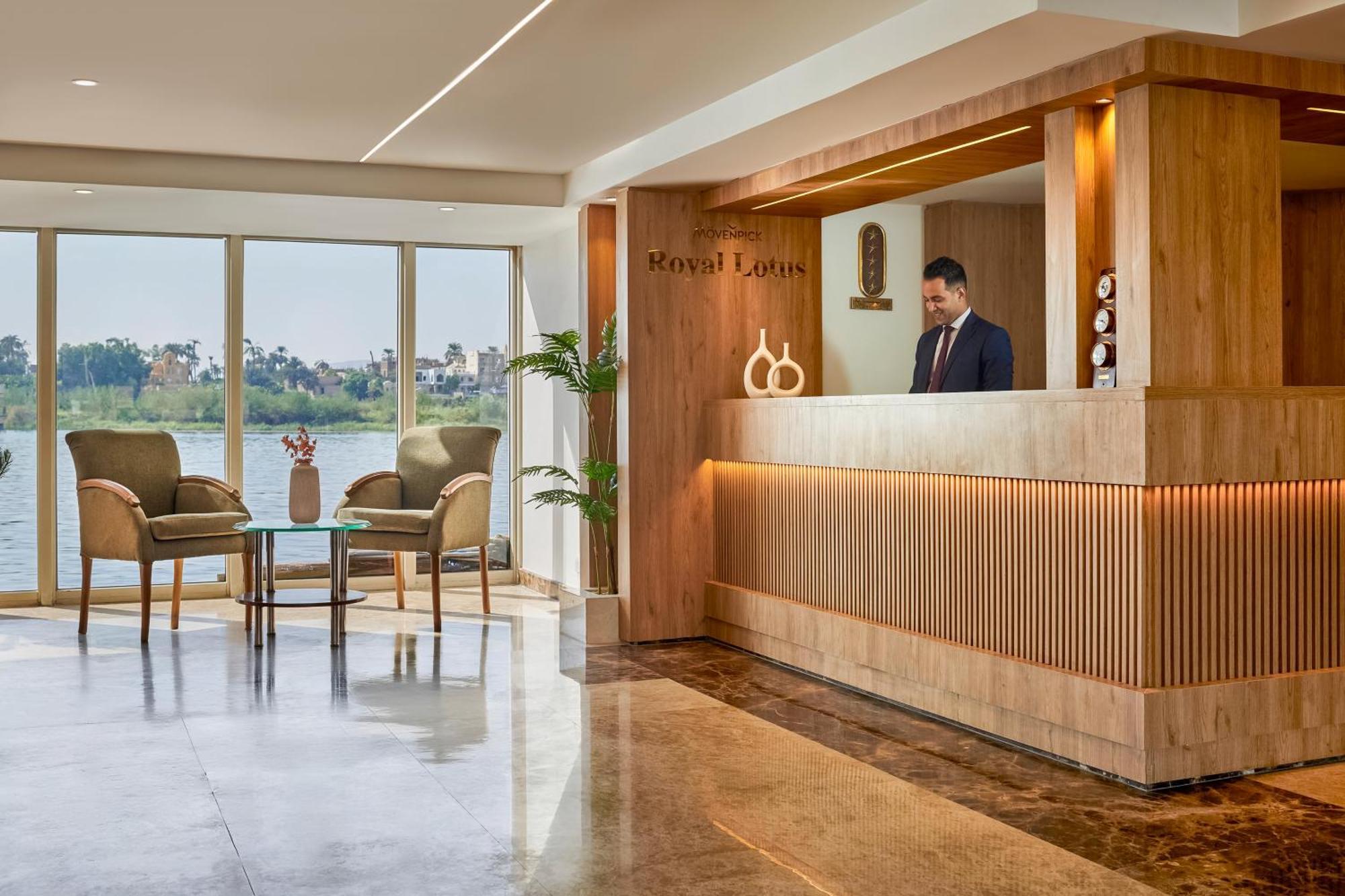 Moevenpick Royal Lotus Nile Cruise, Every Monday Four Nights From Luxor, Every Friday Three Nights From Aswan - Including Excursions & Sightseeing Buitenkant foto